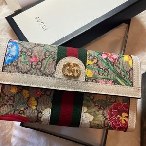 Great Gucci wallet Ophidia Floral
